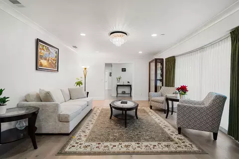 Living - 5015 Sudbury Way, Carmichael, CA 95608 photo 3 of 6