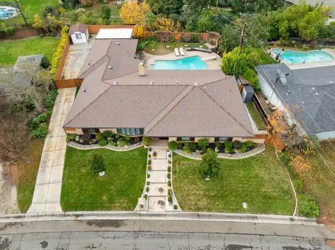 View/Area - 5015 Sudbury Way, Carmichael, CA 95608 photo 5 of 10