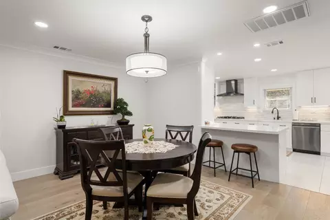 Dining - 5015 Sudbury Way, Carmichael, CA 95608 photo 4 of 4