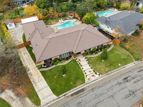 View/Area - 5015 Sudbury Way, Carmichael, CA 95608 photo 4 of 10