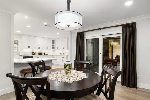 Dining - 5015 Sudbury Way, Carmichael, CA 95608 photo 3 of 4