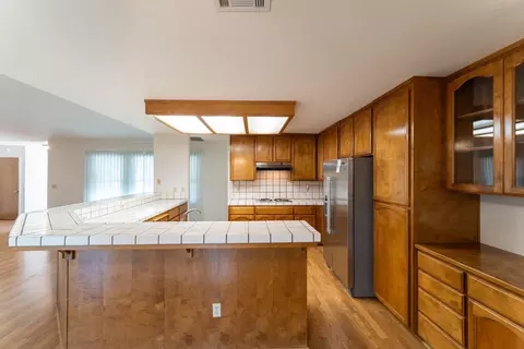 Kitchen - 1635 Crom St, Manteca, CA 95337 photo 3 of 3