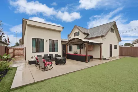Exterior - 1507 Holly Dr, Lodi, CA 95242 photo 3 of 7