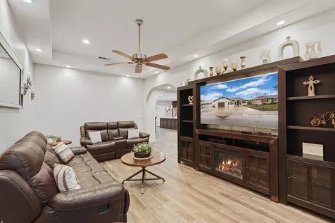 Living - 1507 Holly Dr, Lodi, CA 95242 photo 1 of 1