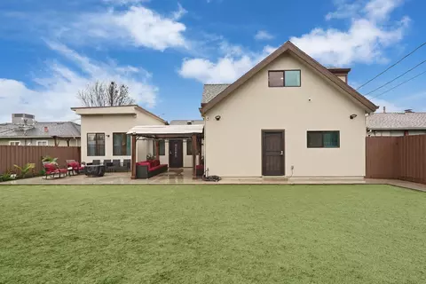 Exterior - 1507 Holly Dr, Lodi, CA 95242 photo 4 of 7
