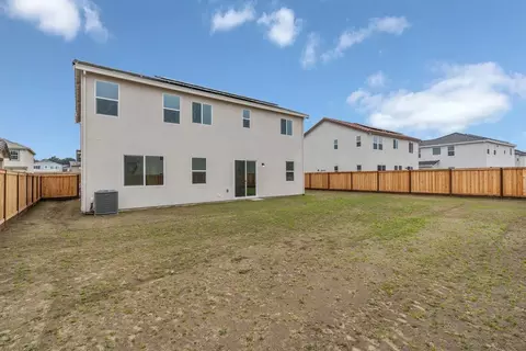 Exterior - 475 Brachetto Ln, Manteca, CA 95337 photo 2 of 2