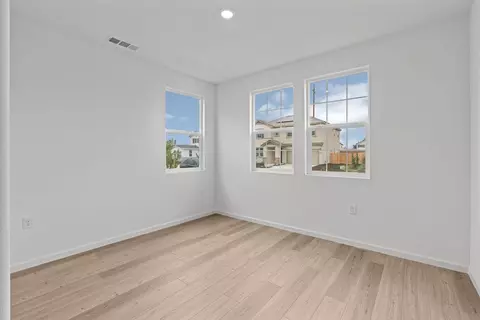 Bedroom - 475 Brachetto Ln, Manteca, CA 95337 photo 1 of 9