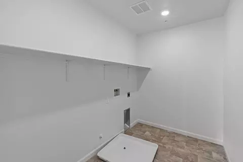 Other - 820 Summerhouse Dr, Patterson, CA 95363 photo 1 of 4