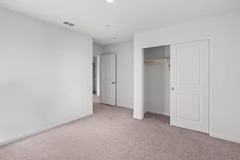 Bedroom - 820 Summerhouse Dr, Patterson, CA 95363 photo 5 of 7