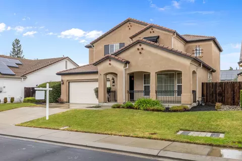 1823 Piedmont Dr, Manteca, CA 95336
