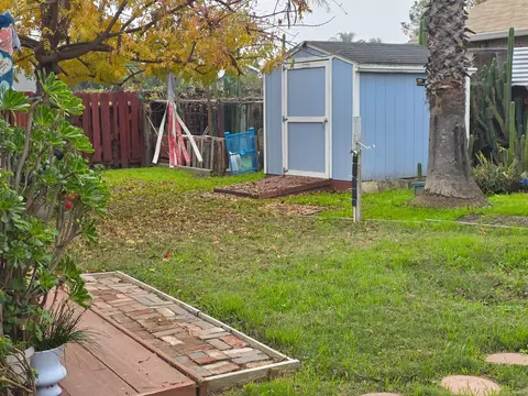 Exterior - 509 Peerman Ct, Modesto, CA 95351 photo 3 of 5