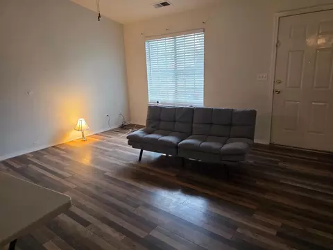 Living - 509 Peerman Ct, Modesto, CA 95351 photo 1 of 1