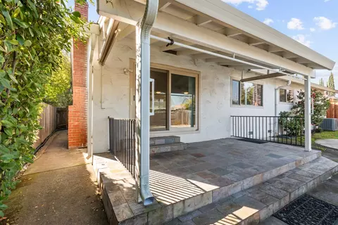 Exterior - 6439 Rolling Way, Carmichael, CA 95608 photo 6 of 10