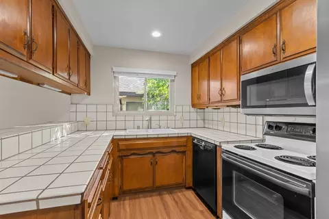 Kitchen - 6439 Rolling Way, Carmichael, CA 95608 photo 1 of 2