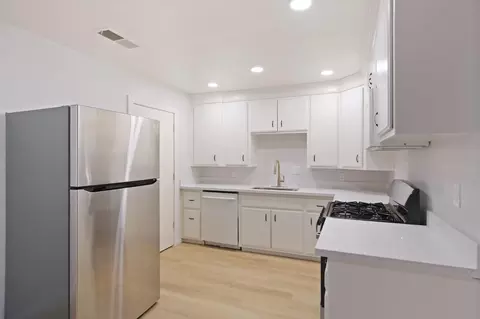 Kitchen - 2728 Park Pl, Modesto, CA 95350 photo 2 of 3