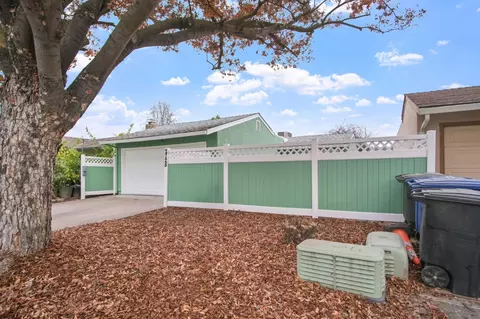 Exterior - 2728 Park Pl, Modesto, CA 95350 photo 9 of 9