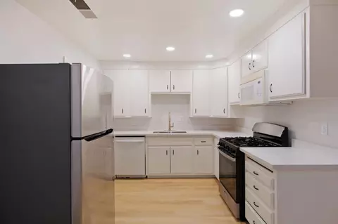Kitchen - 2728 Park Pl, Modesto, CA 95350 photo 1 of 3