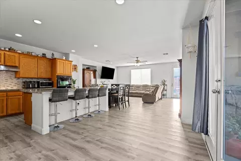 Entry Way - 1314 Sutter Creek Ct, Patterson, CA 95363 photo 1 of 10