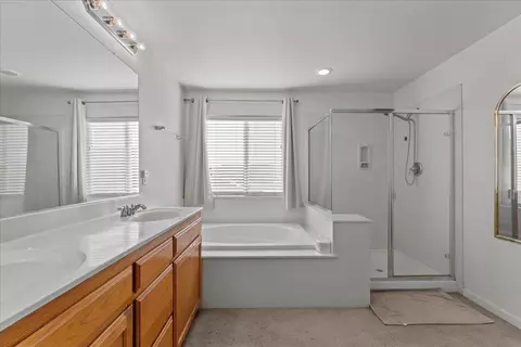 Bath - 1314 Sutter Creek Ct, Patterson, CA 95363 photo 1 of 4