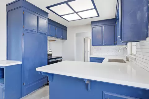 Kitchen - 13400 Hibbard Rd, Lodi, CA 95240 photo 2 of 3