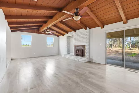 Living - 13400 Hibbard Rd, Lodi, CA 95240 photo 1 of 3