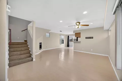 525 Samuel Way, Sacramento, CA 95838