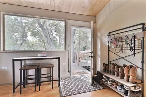 Entry Way - 18371 S Sugar Pine Dr, Pine Grove, CA 95665 photo 1 of 1