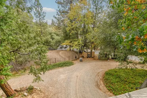 Exterior - 18371 S Sugar Pine Dr, Pine Grove, CA 95665 photo 12 of 41
