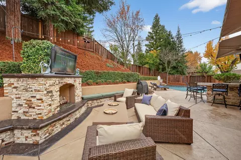 Exterior - 6008 Equestrian Ter, Rocklin, CA 95677 photo 25 of 28