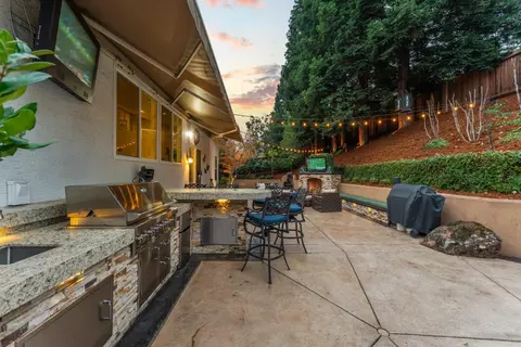 Exterior - 6008 Equestrian Ter, Rocklin, CA 95677 photo 19 of 28