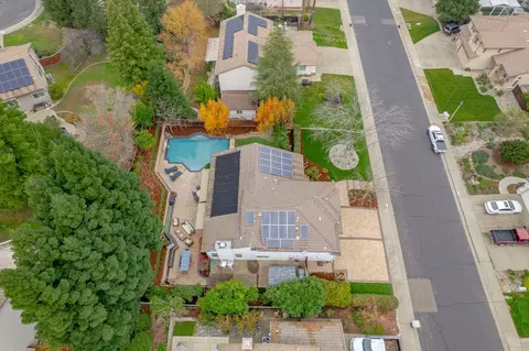 View/Area - 6008 Equestrian Ter, Rocklin, CA 95677 photo 3 of 5
