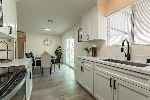 Kitchen - 2935 Holly Dr, Tracy, CA 95376 photo 2 of 2