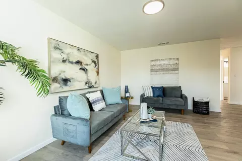 Living - 2935 Holly Dr, Tracy, CA 95376 photo 2 of 3