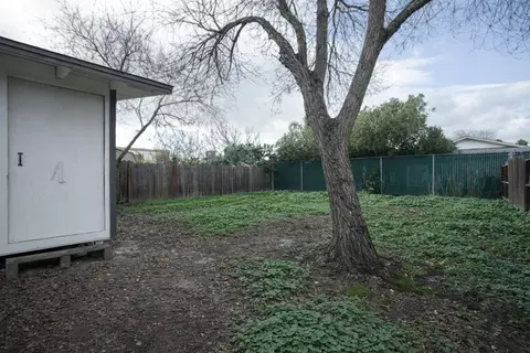 Exterior - 2935 Holly Dr, Tracy, CA 95376 photo 6 of 7