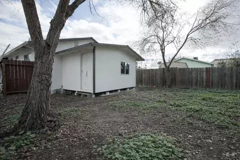 Exterior - 2935 Holly Dr, Tracy, CA 95376 photo 7 of 7