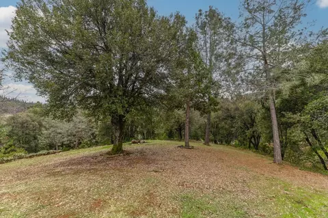 Exterior - 20235 E Clinton Rd, Jackson, CA 95642 photo 10 of 17