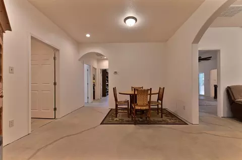 Entry Way - 20235 E Clinton Rd, Jackson, CA 95642 photo 2 of 9