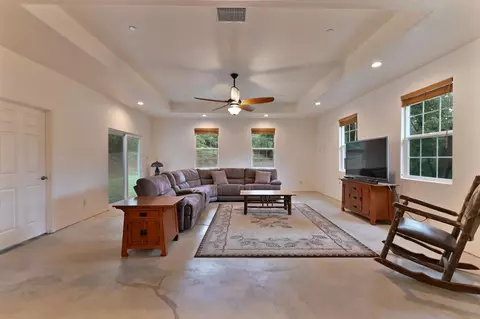 Living - 20235 E Clinton Rd, Jackson, CA 95642 photo 2 of 3