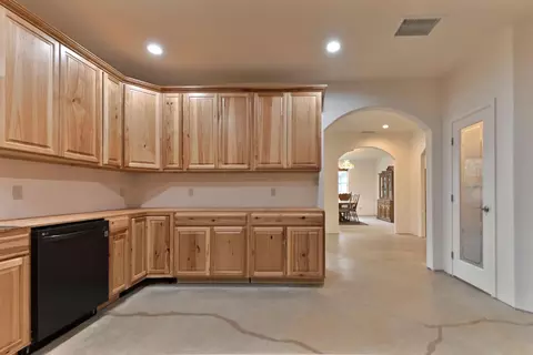 Entry Way - 20235 E Clinton Rd, Jackson, CA 95642 photo 3 of 9