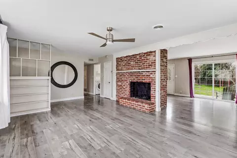 Living - 7018 Middlecoff Way, Sacramento, CA 95822 photo 4 of 8