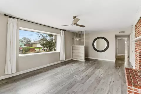Living - 7018 Middlecoff Way, Sacramento, CA 95822 photo 3 of 8