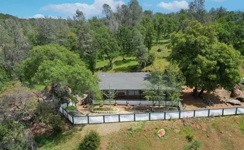 9719 Gary Dr, Browns Valley, CA 95918