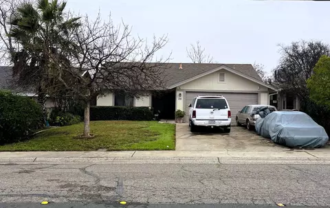 115 Atkinson St, Roseville, CA 95678
