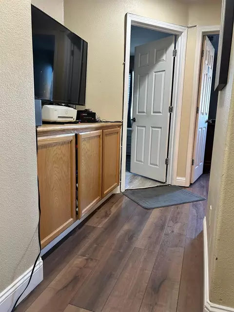 Entry Way - 2988 Kennsington Ct, Tracy, CA 95377 photo 2 of 2