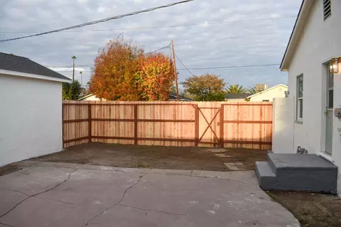 Exterior - 900 Trinity Ave, Chowchilla, CA 93610 photo 3 of 5