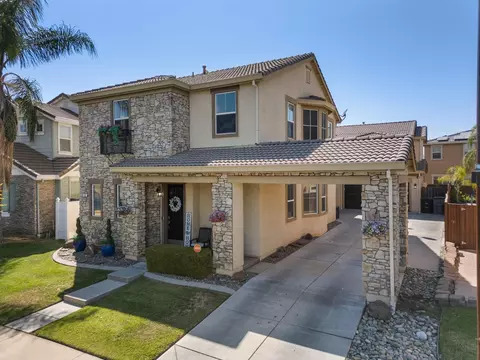 562 Ranger St, Oakdale, CA 95361