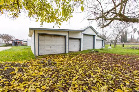 Exterior - 4342 Vassar Ave, Merced, CA 95341 photo 6 of 18