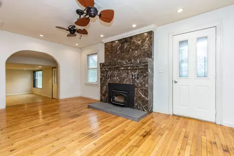 Living - 4342 Vassar Ave, Merced, CA 95341 photo 1 of 7