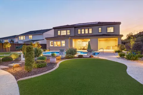 Exterior - 812 Fallen Log Ct, Rocklin, CA 95765 photo 21 of 27