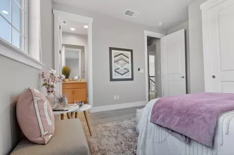 Bedroom - 812 Fallen Log Ct, Rocklin, CA 95765 photo 9 of 11